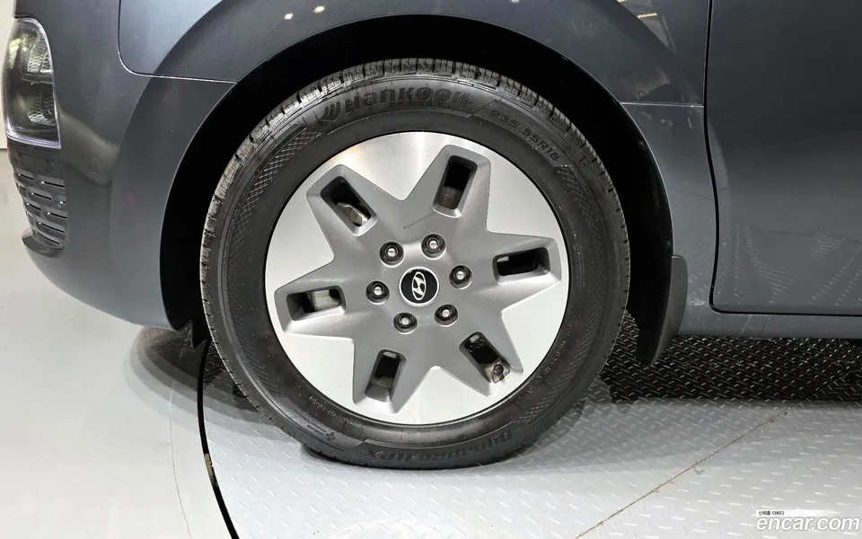 Hyundai Staria 9 2022 — миниатюра 5