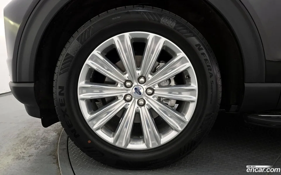 Ford Explorer 2.3 4WD 2022 — миниатюра 2