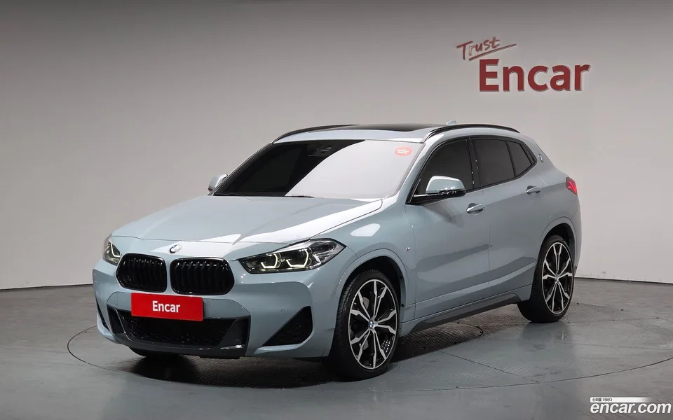 BMW X2 xDrive20i M 2022 — фото 1, купить с доставкой в Москву