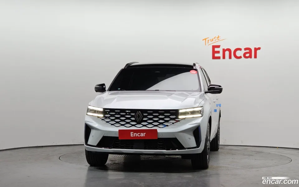 Renault Samsung Grand Koleos 1.5 E-TECH 2WD 2024 — миниатюра 3