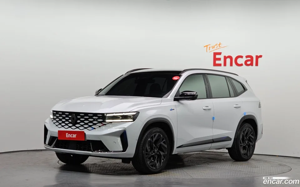 Renault Samsung Grand Koleos 1.5 E-TECH 2WD 2024 — фото 1, купить с доставкой в Москву