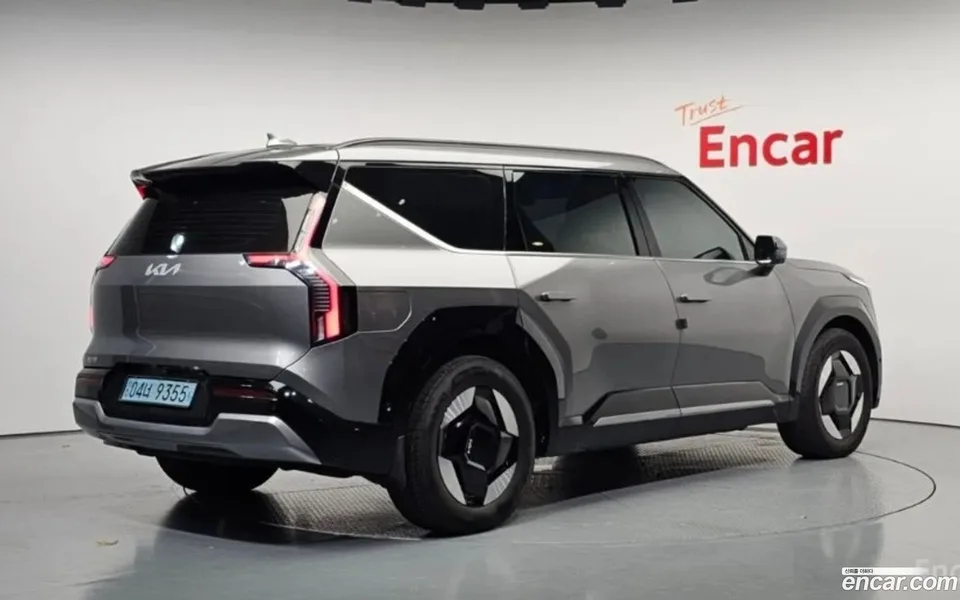 Kia EV9 4WD 2023 — миниатюра 3