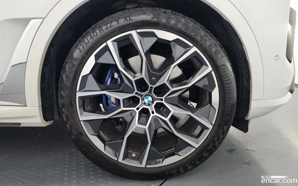 BMW X7 xDrive 40i M 7 2024 — миниатюра 2