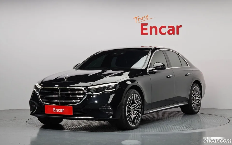 Mercedes-Benz E-Class E450 4MATIC 2024 — фото 1, купить с доставкой в Москву