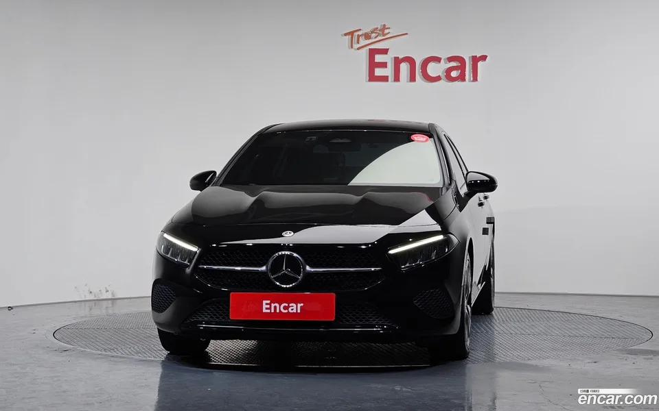 Mercedes-Benz A-Class A220 2024 — миниатюра 3