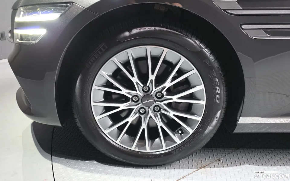 Genesis G80 2.5 2WD 2022 — миниатюра 2