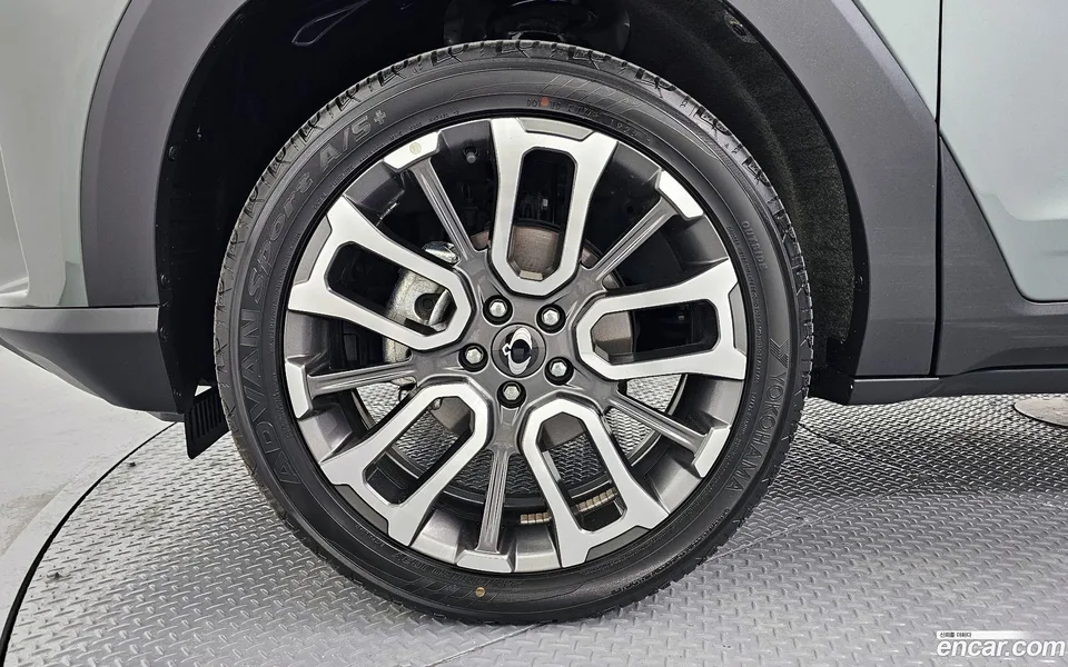 KG Mobility Torres 1.5 2WD 2023 — миниатюра 2