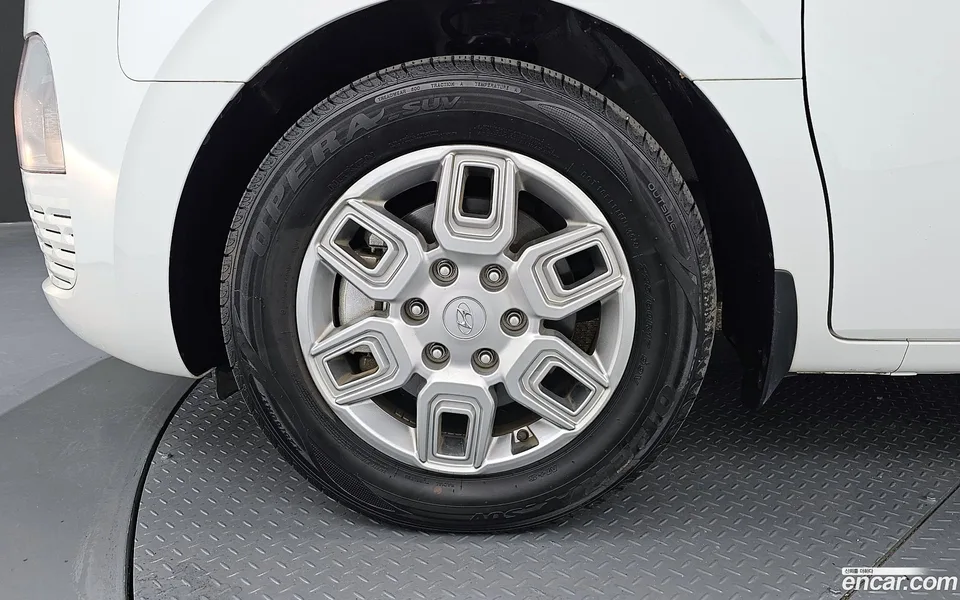 Hyundai Staria 3 2023 — миниатюра 5