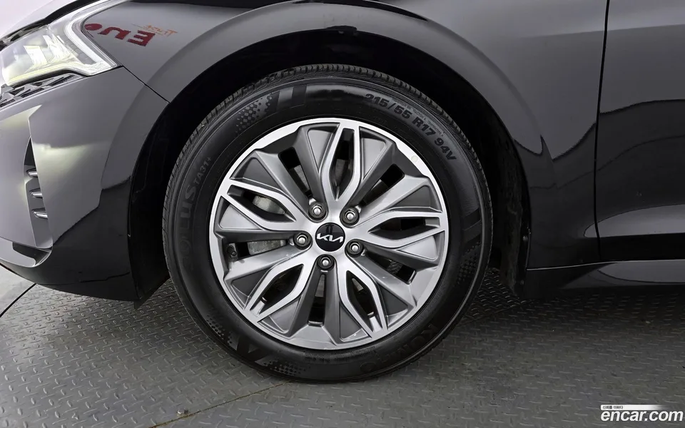 Kia K5 Hybrid 2022 — миниатюра 2