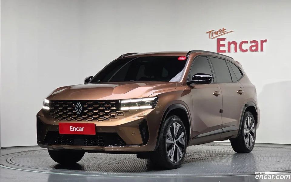 Renault Samsung Grand Koleos 1.5 E-TECH 2WD 2024 — фото 1, купить с доставкой в Москву