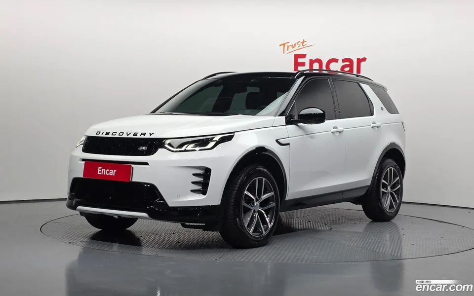 Land Rover Discovery Sport P250 SE 2025 — фото 1, купить с доставкой в Москву