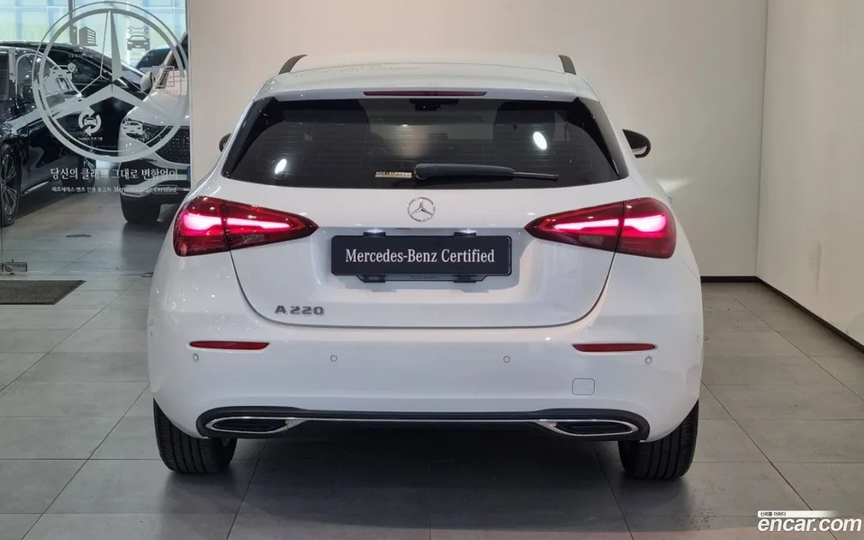 Mercedes-Benz A-Class A220 2024 — миниатюра 4
