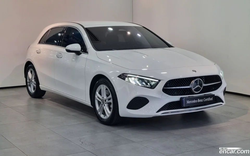 Mercedes-Benz A-Class A220 2024 — фото 1, купить с доставкой в Москву