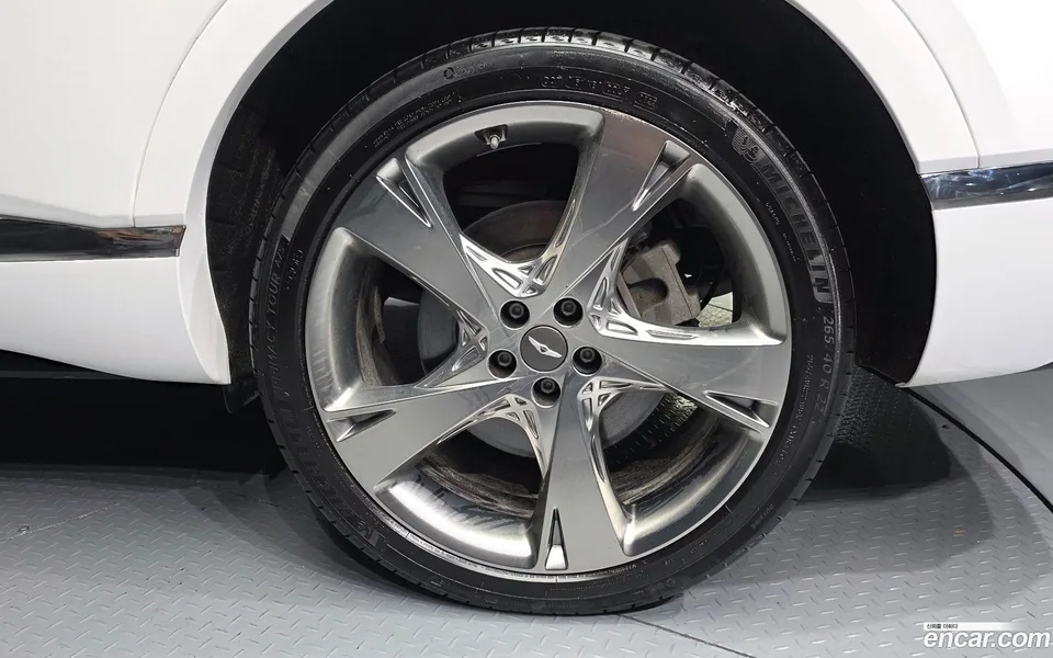 Genesis GV80 2.5T 2WD 2022 — миниатюра 2