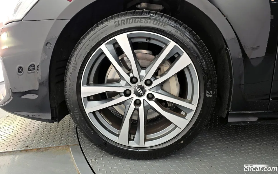Audi A6 45 TFSI 2022 — миниатюра 5