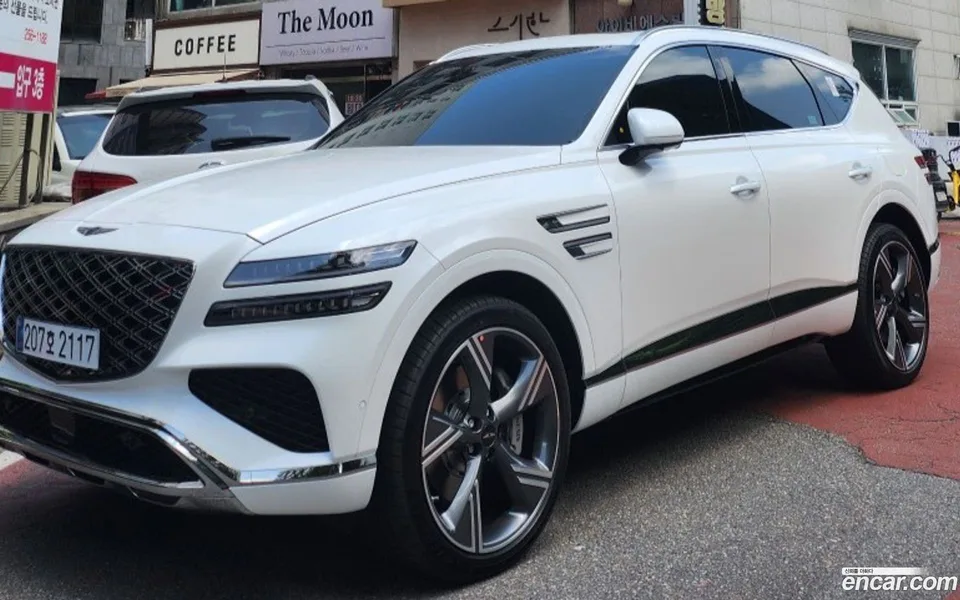 Genesis GV80 2.5T AWD 2025 — фото 1, купить с доставкой в Москву