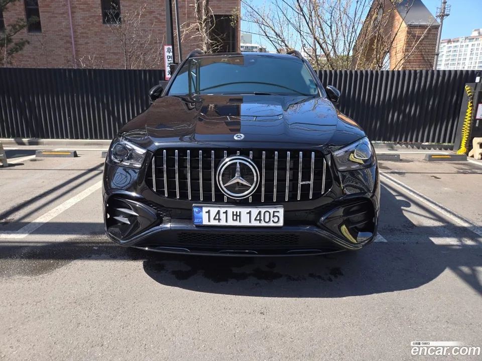 Mercedes-Benz GLE-Class GLE450 4MATIC 2024 — фото 1, купить с доставкой в Москву