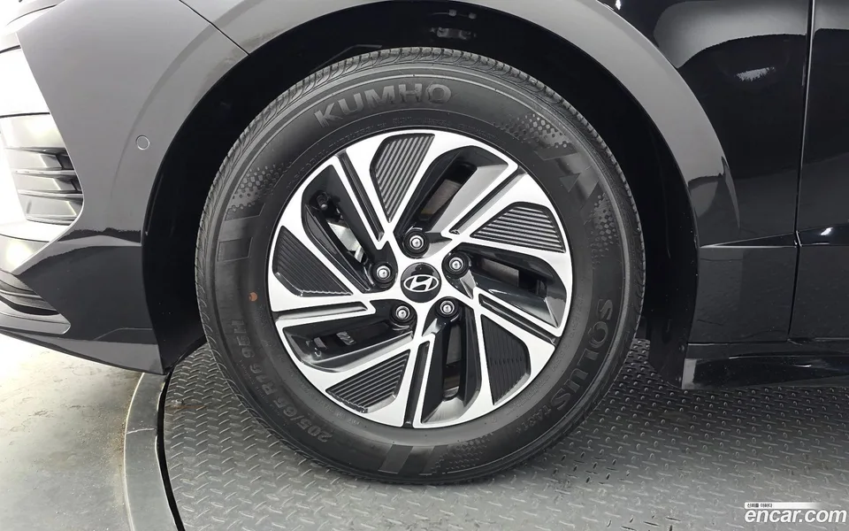 Hyundai Sonata The Edge Hybrid 2024 — миниатюра 2