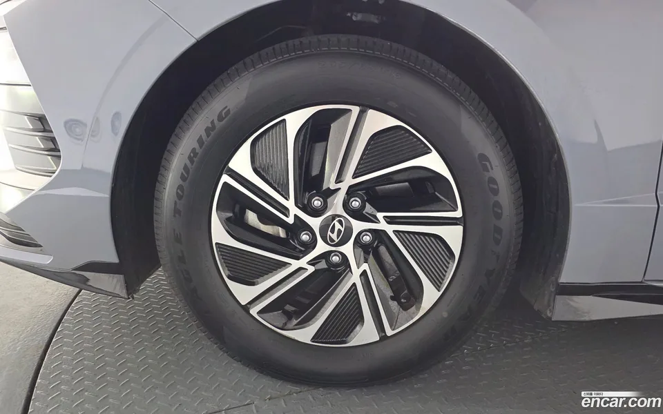Hyundai Sonata The Edge Hybrid 2024 — миниатюра 2