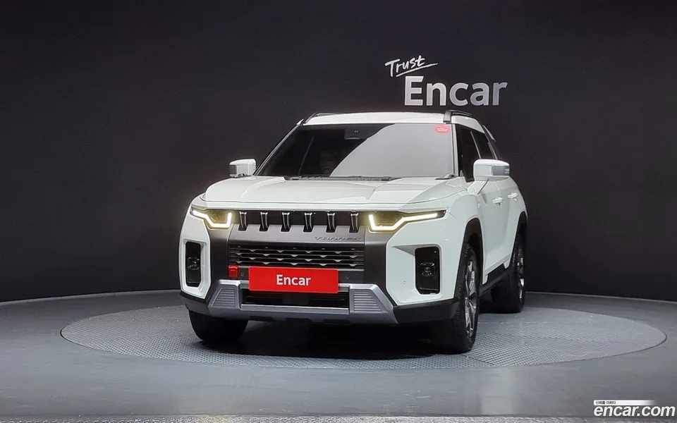 KG Mobility Torres 1.5 2WD 2023 — thumbnail 3