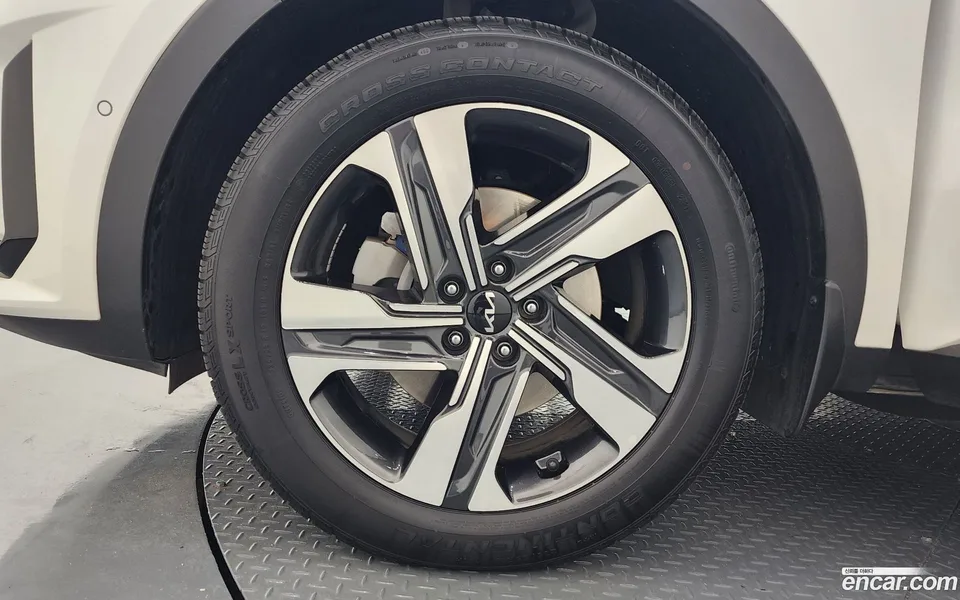 Kia Sorento HEV 1.6 4WD 2022 — миниатюра 2