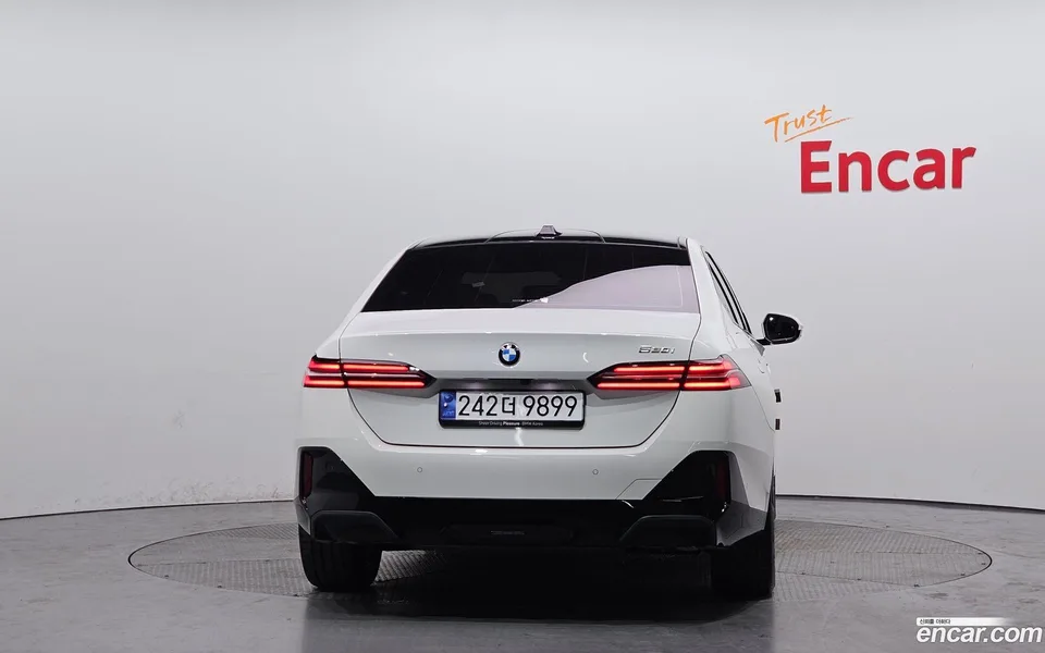 BMW 5 Series 520i M 2024 — миниатюра 4