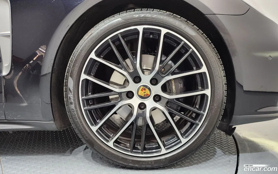 Porsche Panamera (971) 2.9 AWD 2023 — миниатюра 2