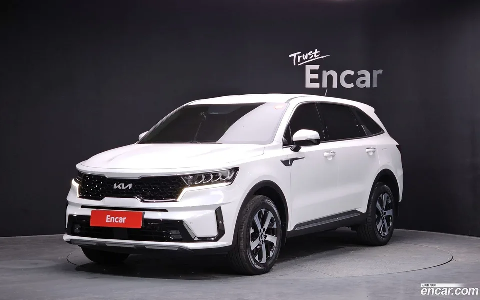 Kia Sorento 2.5T 2WD 2022 — фото 1, купить с доставкой в Москву