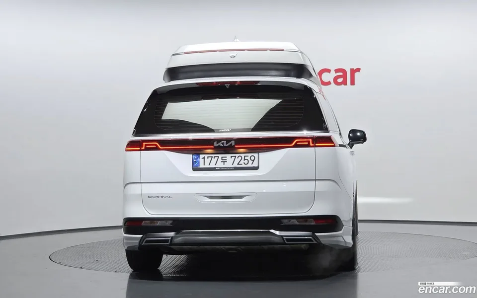 Kia Carnival 9 () 2022 — миниатюра 4