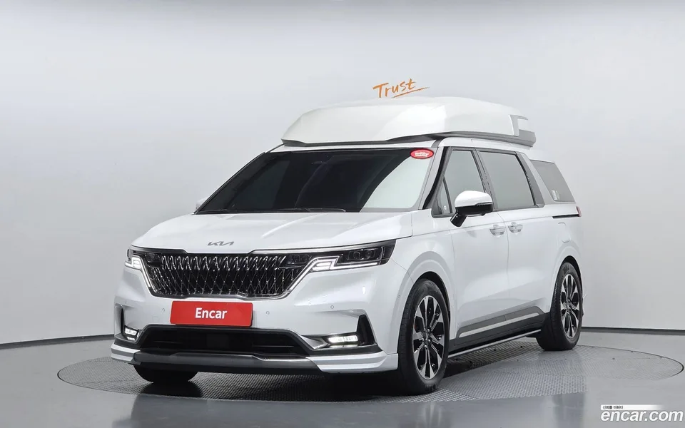 Kia Carnival 9 () 2022 — фото 1, купить с доставкой в Москву