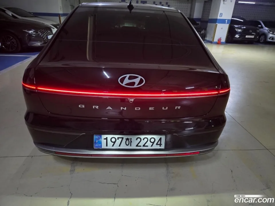 Hyundai Grandeur Hybrid 2024 — миниатюра 4