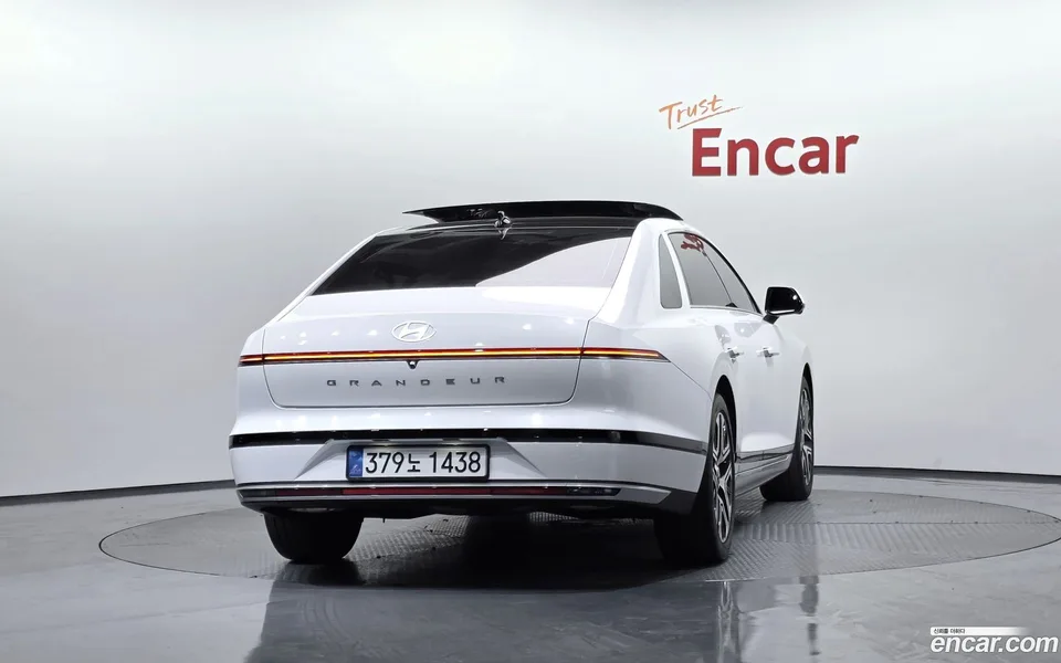 Hyundai Grandeur Hybrid 2023 — миниатюра 4