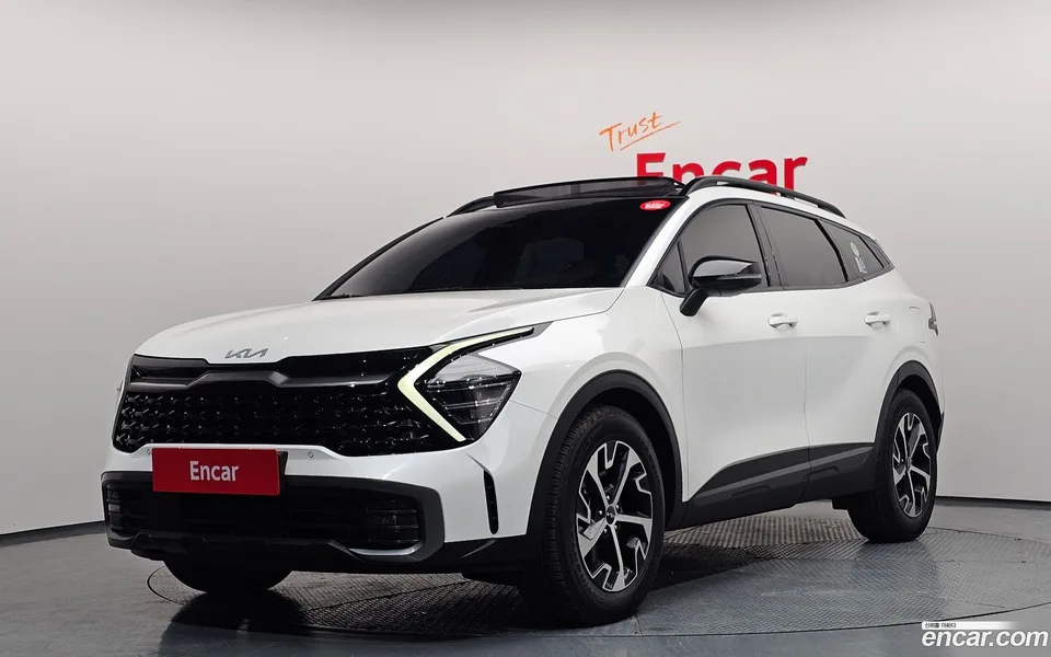 Kia Sportage Hybrid 2WD 2022 — фото 1, купить с доставкой в Москву