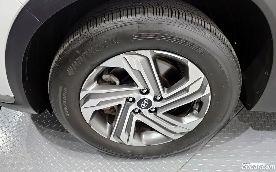 Hyundai SantaFe 2.5T 2WD 2023 — миниатюра 2