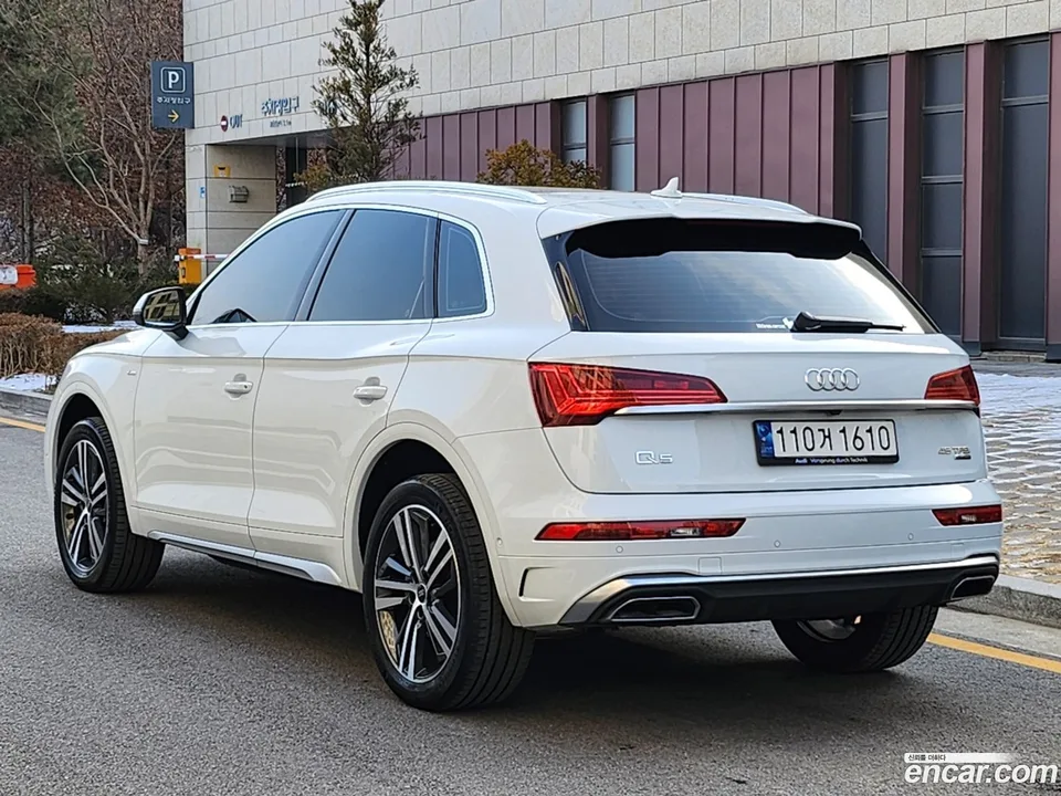 Audi Q5 45 TFSI 2022 — миниатюра 4