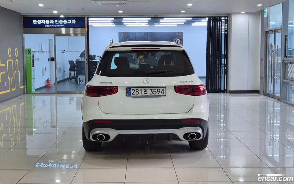 Mercedes-Benz GLB-Class AMG GLB35 4MATIC 2025 — миниатюра 3