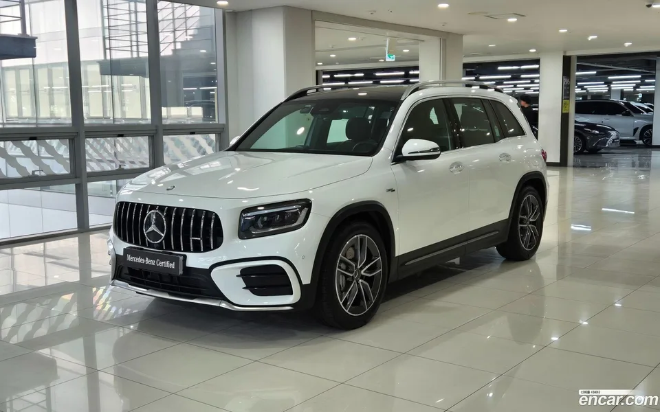 Mercedes-Benz GLB-Class AMG GLB35 4MATIC 2025 — фото 1, купить с доставкой в Москву