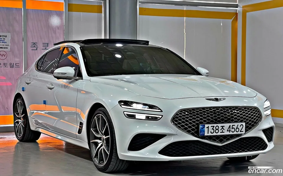 Genesis G70 2.0T 2WD 2022 — миниатюра 3