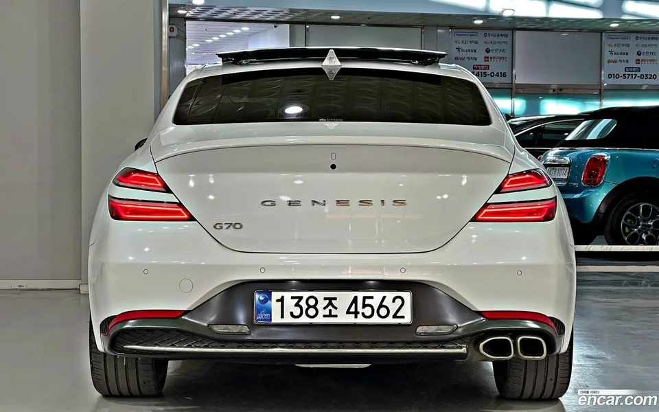 Genesis G70 2.0T 2WD 2022 — миниатюра 5