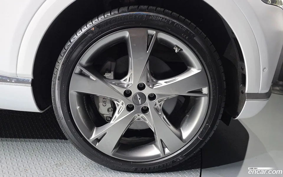Genesis GV80 2.5T AWD 2023 — миниатюра 2