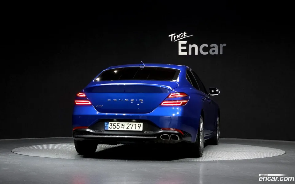Genesis G70 2.0T 2WD 2022 — миниатюра 4
