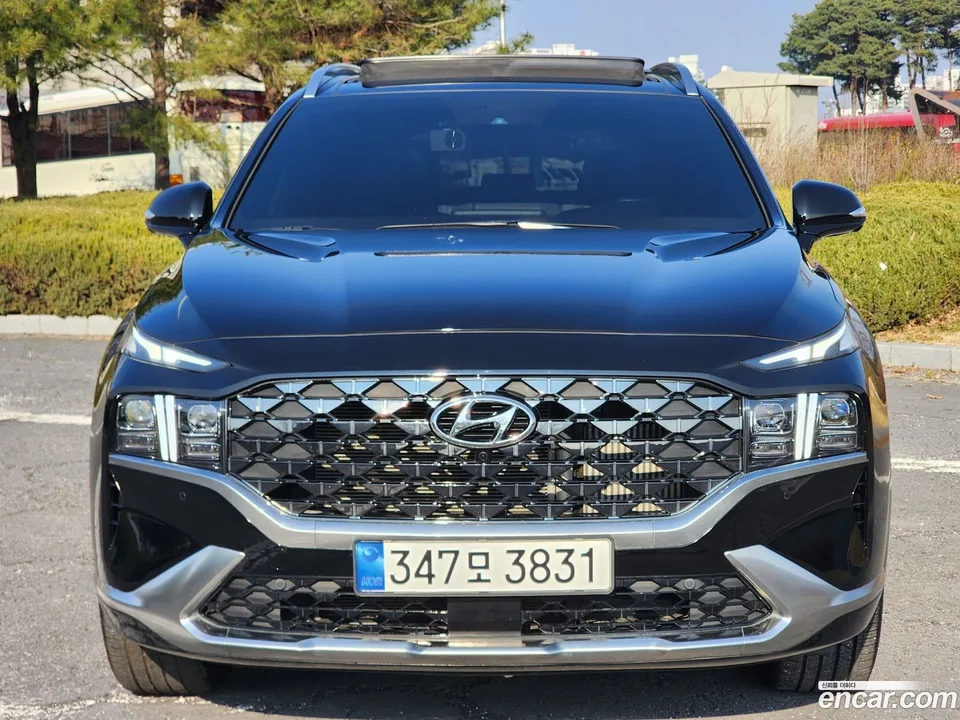 Hyundai SantaFe 2.5T 2WD 2022 — фото 1, купить с доставкой в Москву