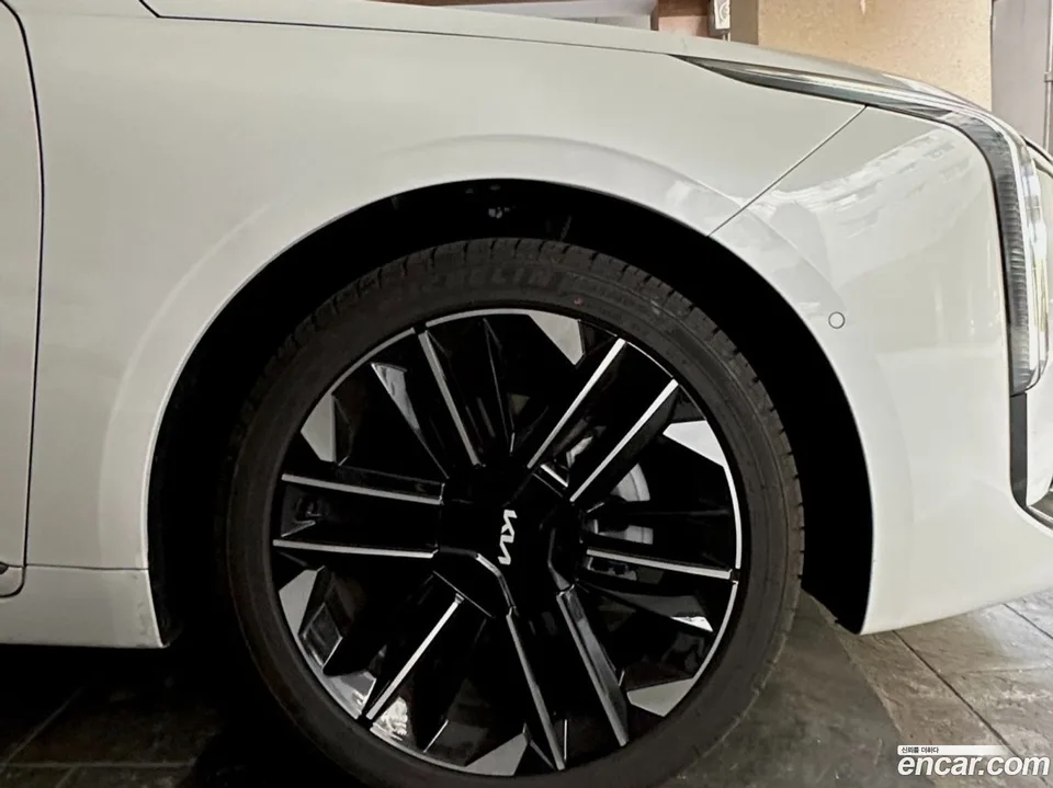 Kia K8 Hybrid 2025 — миниатюра 5