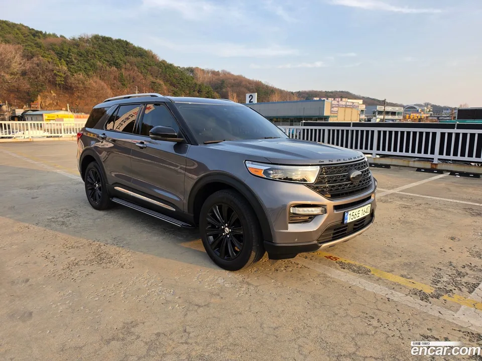 Ford Explorer 3.3 4WD 2022 — thumbnail 3