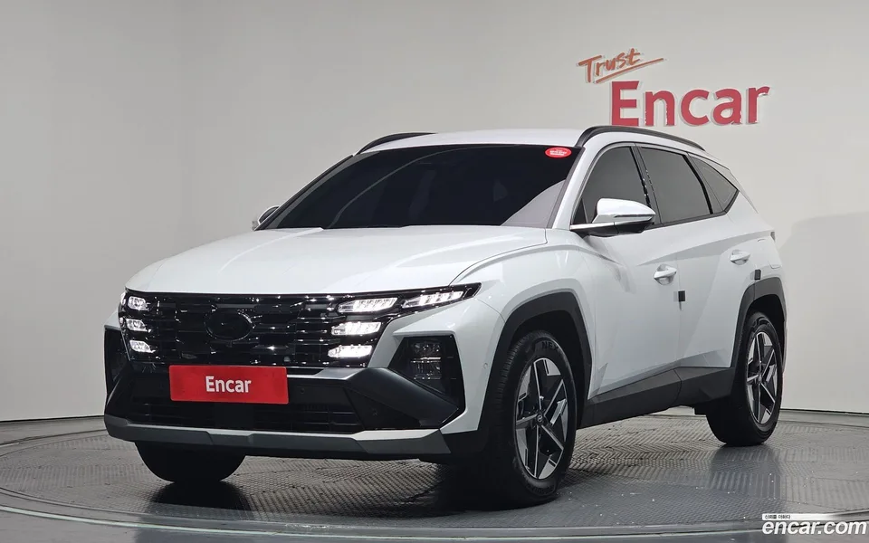 Hyundai Tucson NX4 1.6 2WD 2025 — фото 1, купить с доставкой в Москву