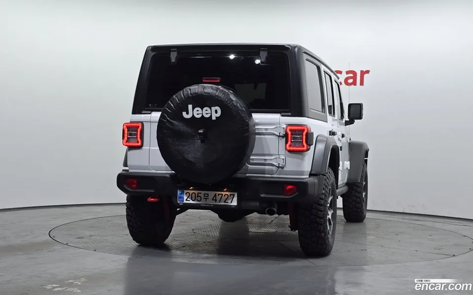 Jeep Wrangler 2.0 4 2023 — миниатюра 4