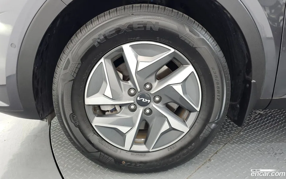 Kia Sorento HEV 1.6 2WD 2022 — миниатюра 5
