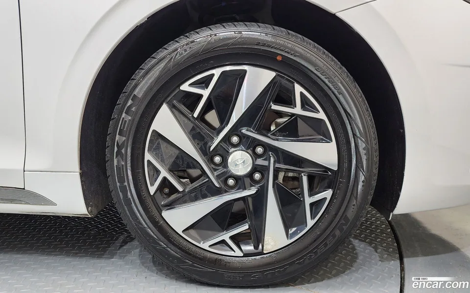 Hyundai Grandeur IG Hybrid 2022 — миниатюра 2