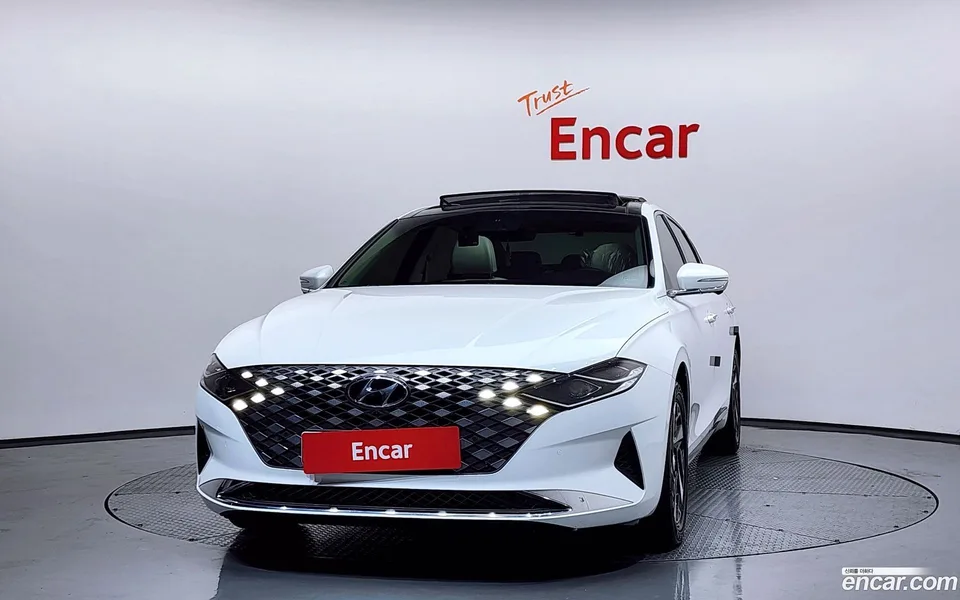 Hyundai Grandeur IG Hybrid 2022 — миниатюра 3