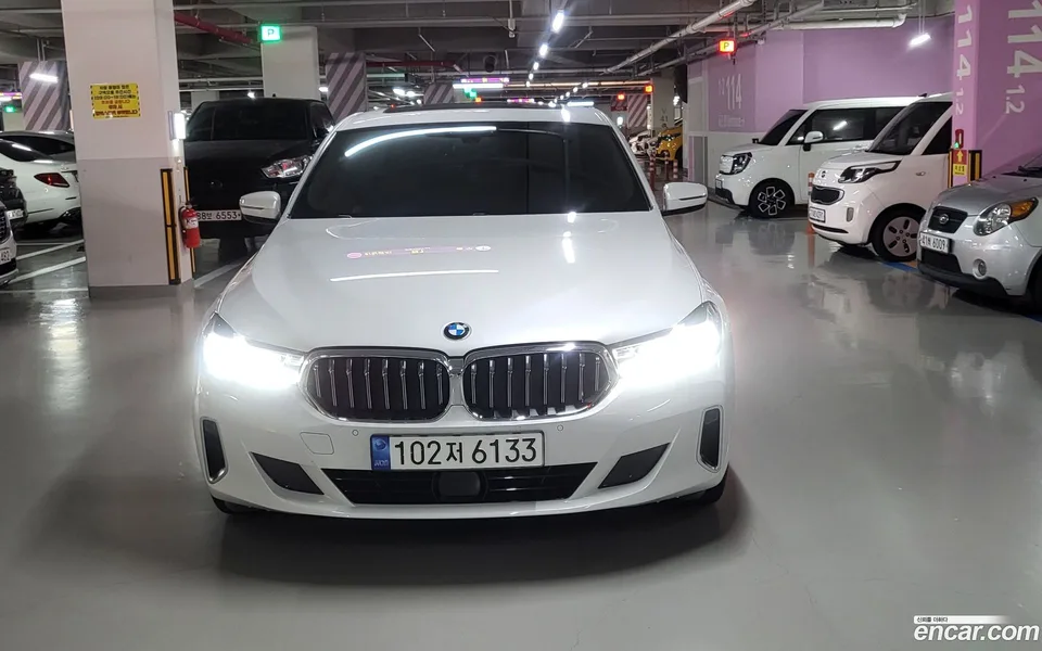 BMW 6 Series GT 620d 2022 — миниатюра 3